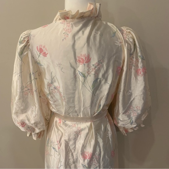 Vintage JC Penney Misses Robe Satin Floral Puff Sleeve Ruffle Trim Robe - Picture 10 of 16